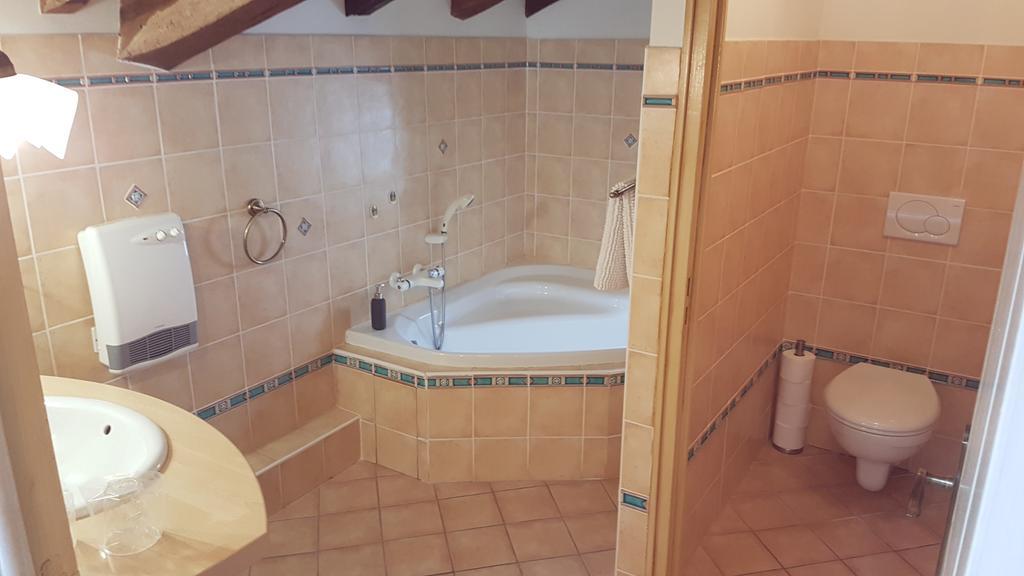 Chambre D'Hotes Moulin Urketa Ayherre ห้อง รูปภาพ